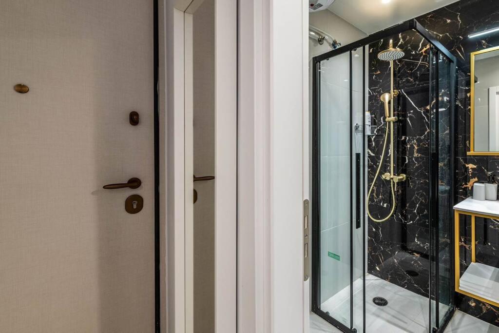 Athens Downtown Cozy Luxury Nest Daire Dış mekan fotoğraf